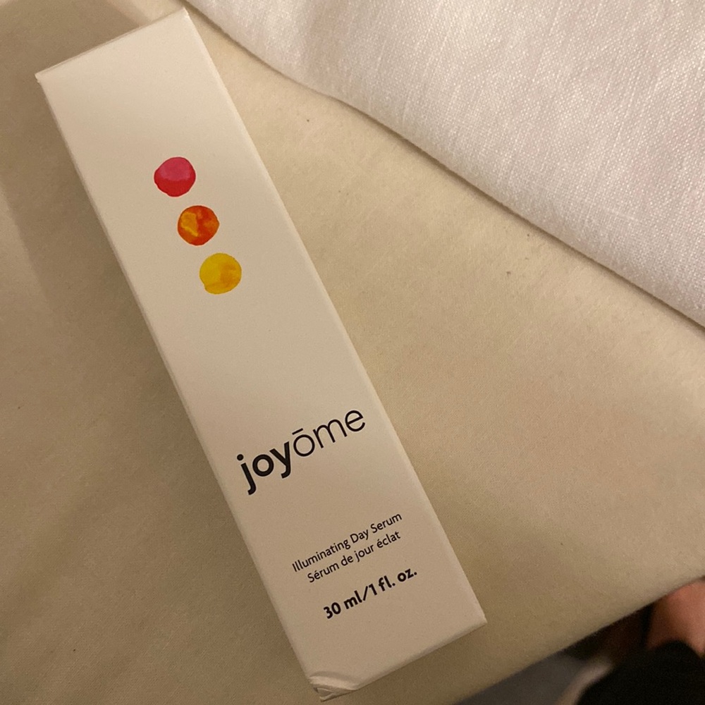Joyome illuminating day serum
